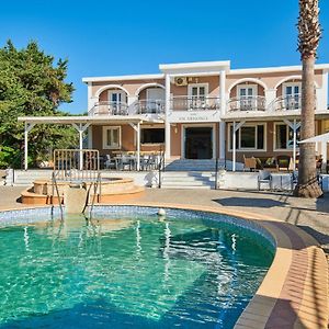 Hotel Megara
